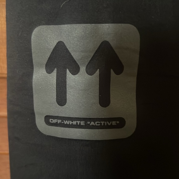 Off White active leggings small - Picture 5 of 8